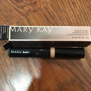 Mary Kay: Under-eye Corrector